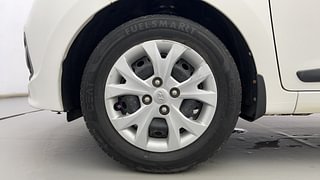 Used 2016 Hyundai Grand i10 Sportz 1.2 Kappa VTVT Petrol Manual tyres LEFT FRONT TYRE RIM VIEW