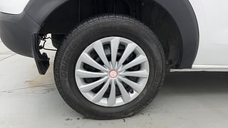 Used 2019 Renault Triber RXT Petrol Manual tyres RIGHT REAR TYRE RIM VIEW