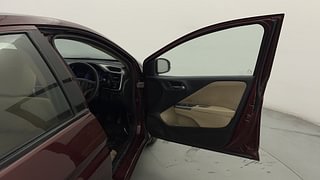 Used 2014 Honda City [2014-2017] V Petrol Manual interior RIGHT FRONT DOOR OPEN VIEW