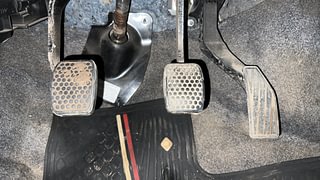 Used 2021 Maruti Suzuki Alto 800 [2019-2022] LXI Petrol Manual interior PEDALS VIEW