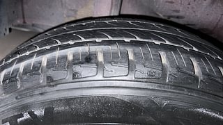 Used 2014 Honda City [2014-2017] V Petrol Manual tyres RIGHT REAR TYRE TREAD VIEW