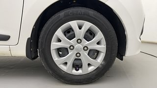 Used 2016 Hyundai Grand i10 Sportz 1.2 Kappa VTVT Petrol Manual tyres RIGHT FRONT TYRE RIM VIEW