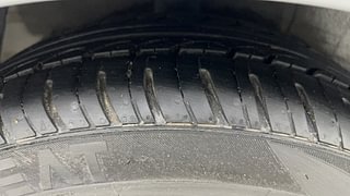 Used 2019 Hyundai Grand i10 [2017-2020] Sportz 1.2 Kappa VTVT CNG (Outside Fitted) Petrol+cng Manual tyres RIGHT REAR TYRE TREAD VIEW