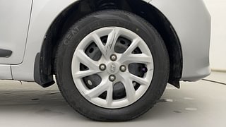 Used 2019 Hyundai Grand i10 [2017-2020] Sportz 1.2 Kappa VTVT CNG (Outside Fitted) Petrol+cng Manual tyres RIGHT FRONT TYRE RIM VIEW