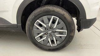 Used 2021 Hyundai Venue [2019-2022] SX 1.0  Turbo iMT Petrol Manual tyres LEFT REAR TYRE RIM VIEW