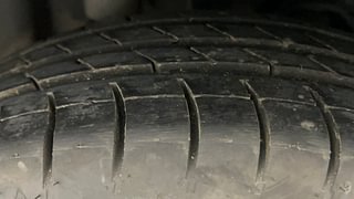 Used 2016 Ford Figo [2015-2019] Titanium1.5 TDCi Diesel Manual tyres RIGHT REAR TYRE TREAD VIEW