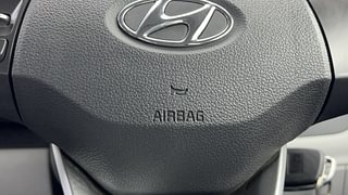 Used 2022 Hyundai Grand i10 Nios Sportz 1.2 Kappa VTVT CNG Petrol+cng Manual top_features Airbags