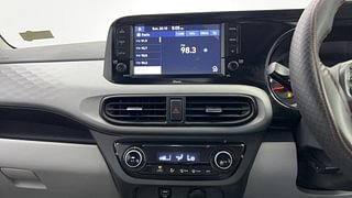 Used 2022 Hyundai Grand i10 Nios Sportz 1.2 Kappa VTVT CNG Petrol+cng Manual interior MUSIC SYSTEM & AC CONTROL VIEW