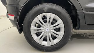 Used 2016 Ford EcoSport [2015-2017] Trend + 1.5L TDCi Diesel Manual tyres RIGHT REAR TYRE RIM VIEW