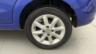 Used 2017 Tata Zest [2014-2019] XT Petrol Petrol Manual tyres LEFT REAR TYRE RIM VIEW