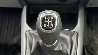 Used 2022 Hyundai Grand i10 Nios Sportz 1.2 Kappa VTVT CNG Petrol+cng Manual interior GEAR  KNOB VIEW