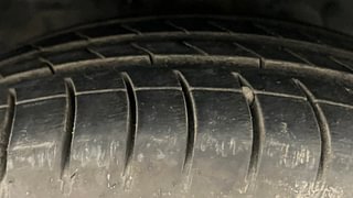 Used 2016 Ford Figo [2015-2019] Titanium1.5 TDCi Diesel Manual tyres RIGHT FRONT TYRE TREAD VIEW