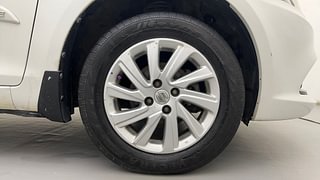 Used 2017 Maruti Suzuki Swift Dzire ZDI Diesel Manual tyres RIGHT FRONT TYRE RIM VIEW