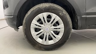 Used 2016 Ford EcoSport [2015-2017] Trend + 1.5L TDCi Diesel Manual tyres LEFT FRONT TYRE RIM VIEW