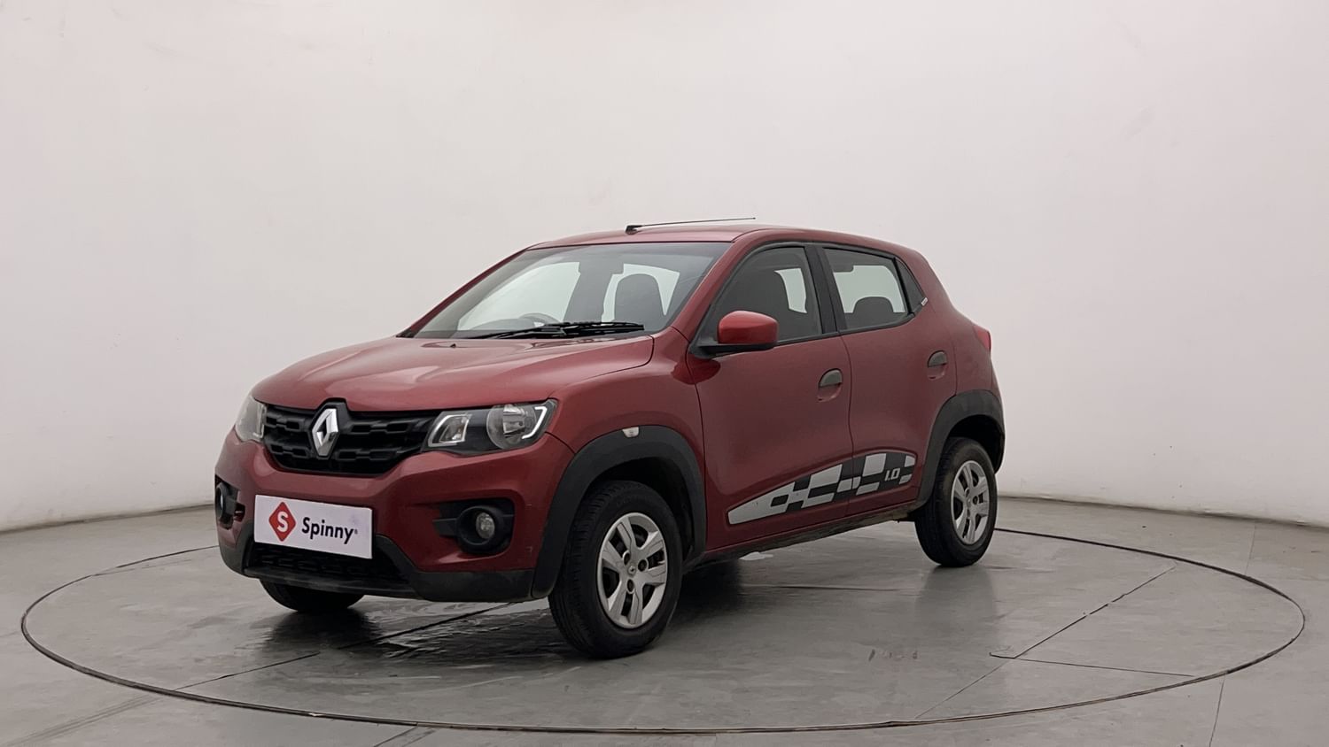 LEFT FRONT CORNER VIEW