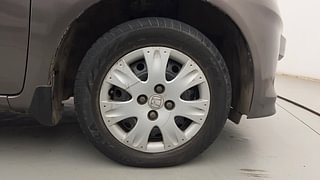 Used 2014 Honda Amaze [2013-2016] 1.2 S i-VTEC Petrol Manual tyres RIGHT FRONT TYRE RIM VIEW