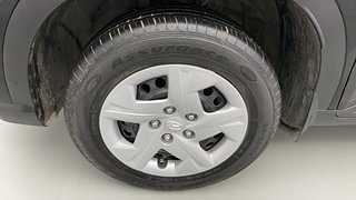 Used 2023 Hyundai Venue SX 1.2 Petrol Petrol Manual tyres LEFT FRONT TYRE RIM VIEW
