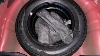 Used 2017 Hyundai Elite i20 [2014-2018] Sportz 1.2 Petrol Manual tyres SPARE TYRE VIEW