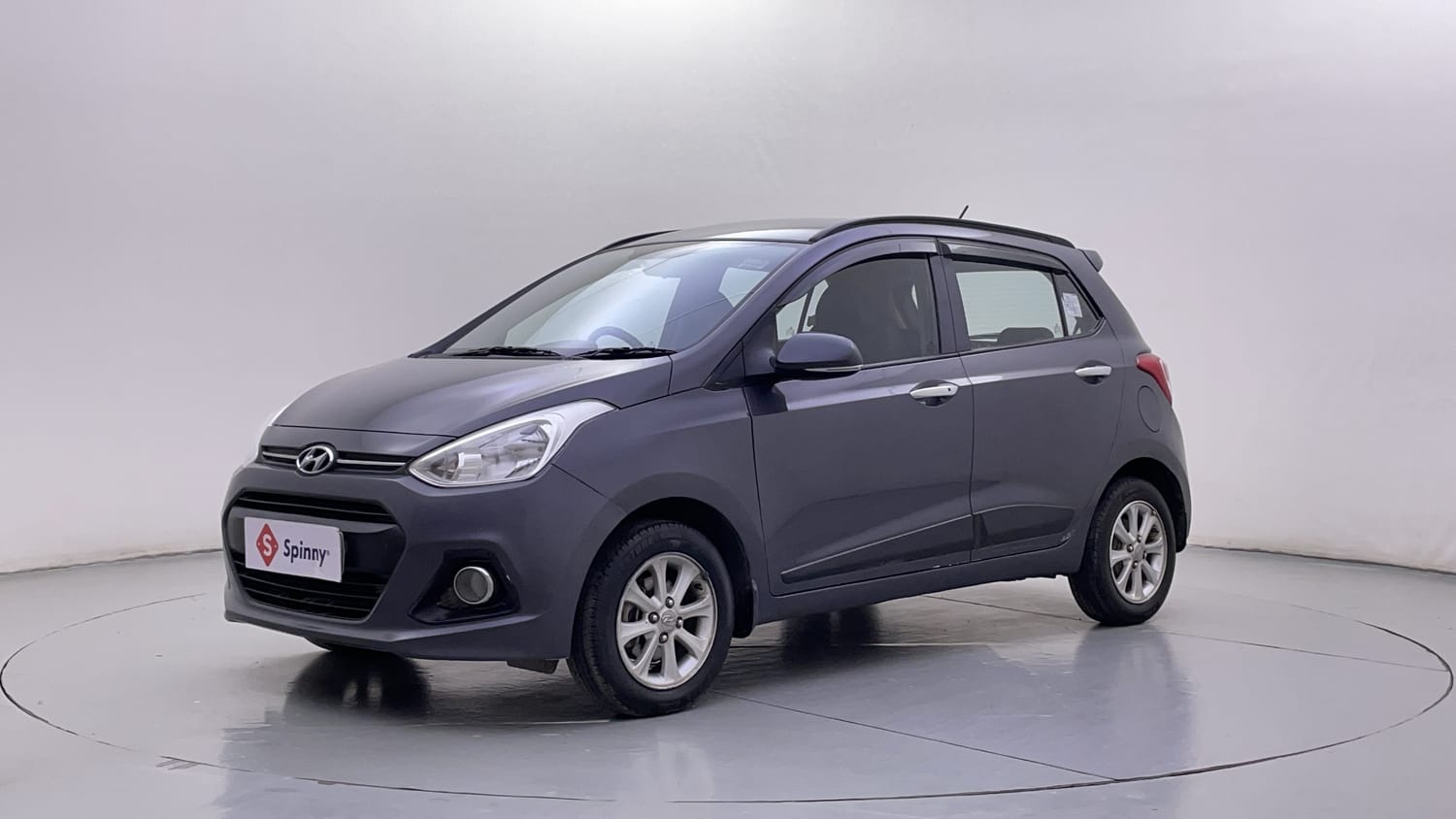 LEFT FRONT CORNER VIEW