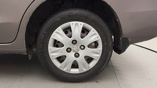 Used 2014 Honda Amaze [2013-2016] 1.2 S i-VTEC Petrol Manual tyres LEFT REAR TYRE RIM VIEW