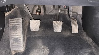 Used 2017 Hyundai Elite i20 [2014-2018] Sportz 1.2 Petrol Manual interior PEDALS VIEW