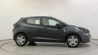 Used 2020 Tata Altroz XZ 1.2 Petrol Manual exterior RIGHT SIDE VIEW