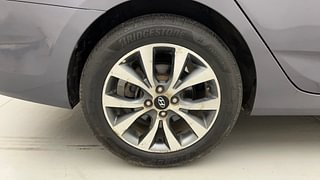 Used 2013 Hyundai Verna [2011-2015] Fluidic 1.6 CRDi SX Opt AT Diesel Automatic tyres RIGHT REAR TYRE RIM VIEW