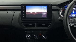 Used 2024 Renault Kiger RXZ AMT Petrol Automatic interior MUSIC SYSTEM & AC CONTROL VIEW