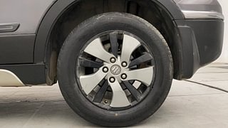 Used 2016 Maruti Suzuki S-Cross [2015-2017] Alpha 1.6 Diesel Manual tyres LEFT REAR TYRE RIM VIEW