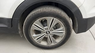 Used 2017 Hyundai Creta [2015-2018] 1.6 SX Plus Auto Petrol Petrol Automatic tyres LEFT REAR TYRE RIM VIEW