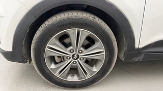 Used 2017 Hyundai Creta [2015-2018] 1.6 SX Plus Auto Petrol Petrol Automatic tyres LEFT FRONT TYRE RIM VIEW