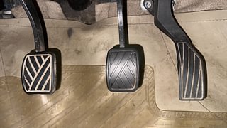 Used 2014 Maruti Suzuki Ertiga [2012-2015] Vxi Petrol Manual interior PEDALS VIEW