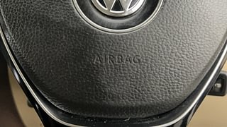 Used 2016 Volkswagen Ameo [2016-2017] Highline 1.5L AT (D) Diesel Automatic top_features Airbags