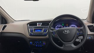 Used 2016 Hyundai Elite i20 [2014-2018] Sportz 1.2 Petrol Manual interior DASHBOARD VIEW