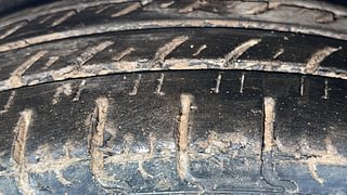Used 2011 Maruti Suzuki A-Star [2008-2012] Vxi (ABS) AT Petrol Automatic tyres RIGHT FRONT TYRE TREAD VIEW