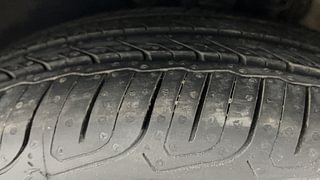 Used 2016 Volkswagen Ameo [2016-2017] Highline 1.5L AT (D) Diesel Automatic tyres LEFT FRONT TYRE TREAD VIEW