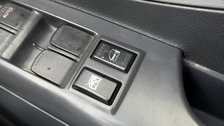 Used 2011 Maruti Suzuki A-Star [2008-2012] Vxi (ABS) AT Petrol Automatic top_features Central locking