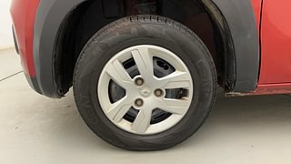 Used 2016 Renault Kwid [2015-2019] RXL Petrol Manual tyres LEFT FRONT TYRE RIM VIEW