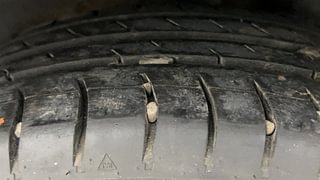 Used 2015 Hyundai Grand i10 [2013-2017] Asta AT 1.2 Kappa VTVT Petrol Automatic tyres LEFT REAR TYRE TREAD VIEW