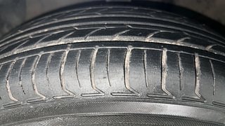 Used 2014 Hyundai Grand i10 [2013-2017] Magna 1.2 Kappa VTVT Petrol Manual tyres LEFT FRONT TYRE TREAD VIEW