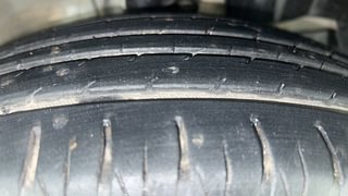 Used 2015 Honda City [2014-2017] V Petrol+CNG (Outside Fitted) Petrol+cng Manual tyres RIGHT FRONT TYRE TREAD VIEW