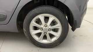 Used 2015 Hyundai Grand i10 [2013-2017] Asta AT 1.2 Kappa VTVT Petrol Automatic tyres LEFT REAR TYRE RIM VIEW