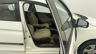 Used 2015 Honda City [2014-2017] V Petrol+CNG (Outside Fitted) Petrol+cng Manual interior RIGHT SIDE FRONT DOOR CABIN VIEW