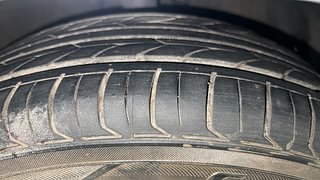 Used 2014 Hyundai Grand i10 [2013-2017] Magna 1.2 Kappa VTVT Petrol Manual tyres RIGHT FRONT TYRE TREAD VIEW