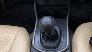 Used 2017 Honda City [2017-2020] VX Petrol Manual interior GEAR  KNOB VIEW