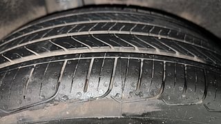 Used 2018 Maruti Suzuki Baleno [2015-2019] Alpha Petrol Petrol Manual tyres RIGHT REAR TYRE TREAD VIEW