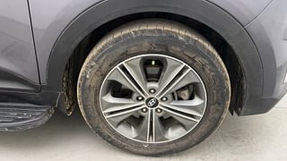 Used 2017 Hyundai Creta [2015-2018] 1.6 SX Plus Auto Petrol Petrol Automatic tyres RIGHT FRONT TYRE RIM VIEW