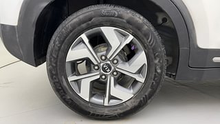 Used 2021 Kia Sonet HTX Plus 1.0 iMT Petrol Manual tyres RIGHT REAR TYRE RIM VIEW