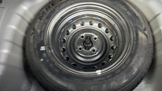 Used 2021 Hyundai New Santro 1.1 Sportz AMT Petrol Automatic tyres SPARE TYRE VIEW