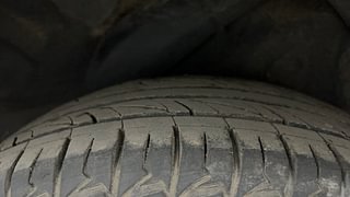 Used 2010 Hyundai i20 [2008-2012] Magna 1.2 Petrol Manual tyres LEFT REAR TYRE TREAD VIEW